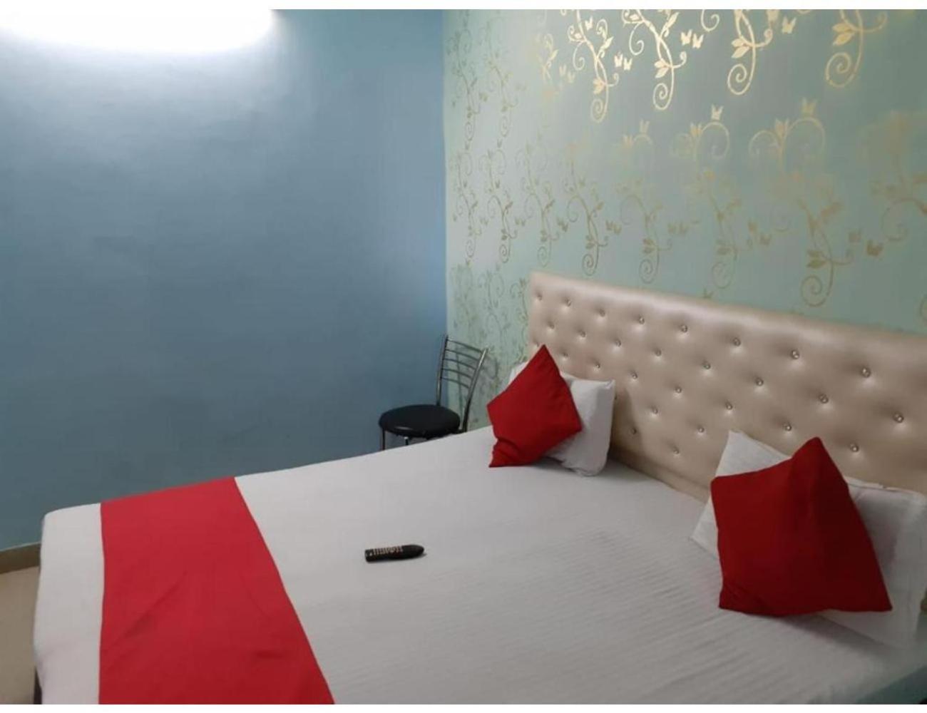 Hotel City Lodge , Chandīgarh エクステリア 写真