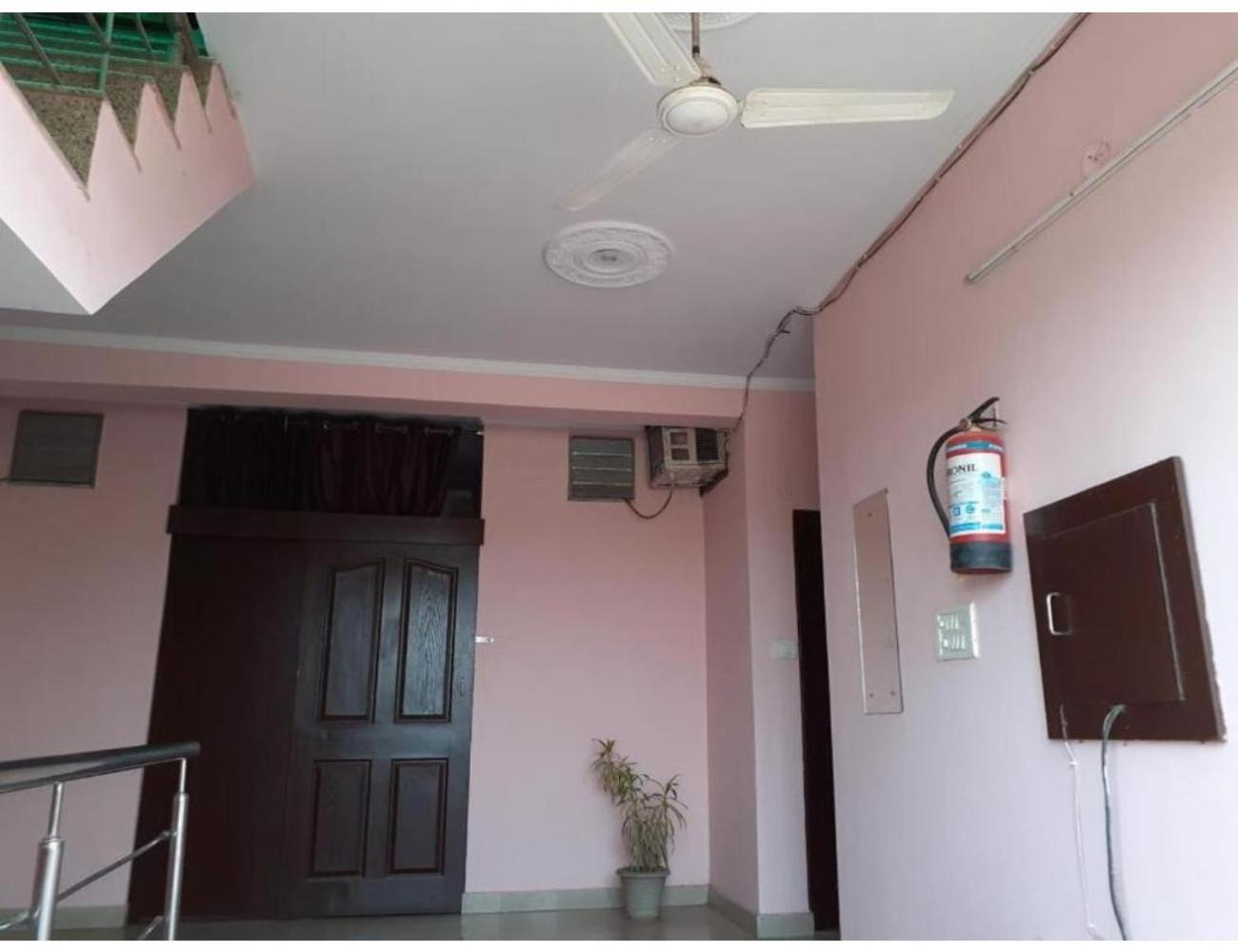 Hotel City Lodge , Chandīgarh エクステリア 写真