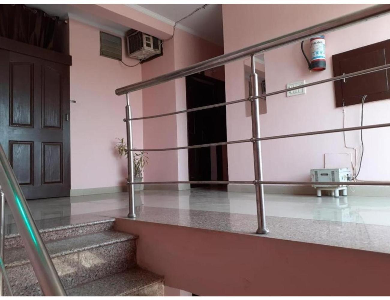 Hotel City Lodge , Chandīgarh エクステリア 写真