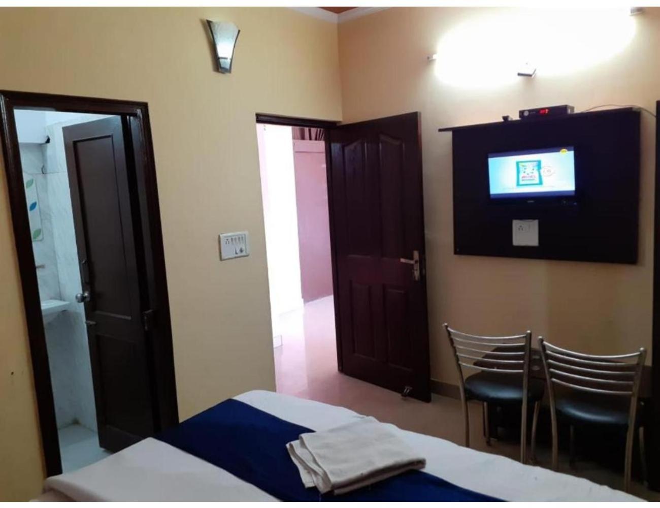 Hotel City Lodge , Chandīgarh エクステリア 写真