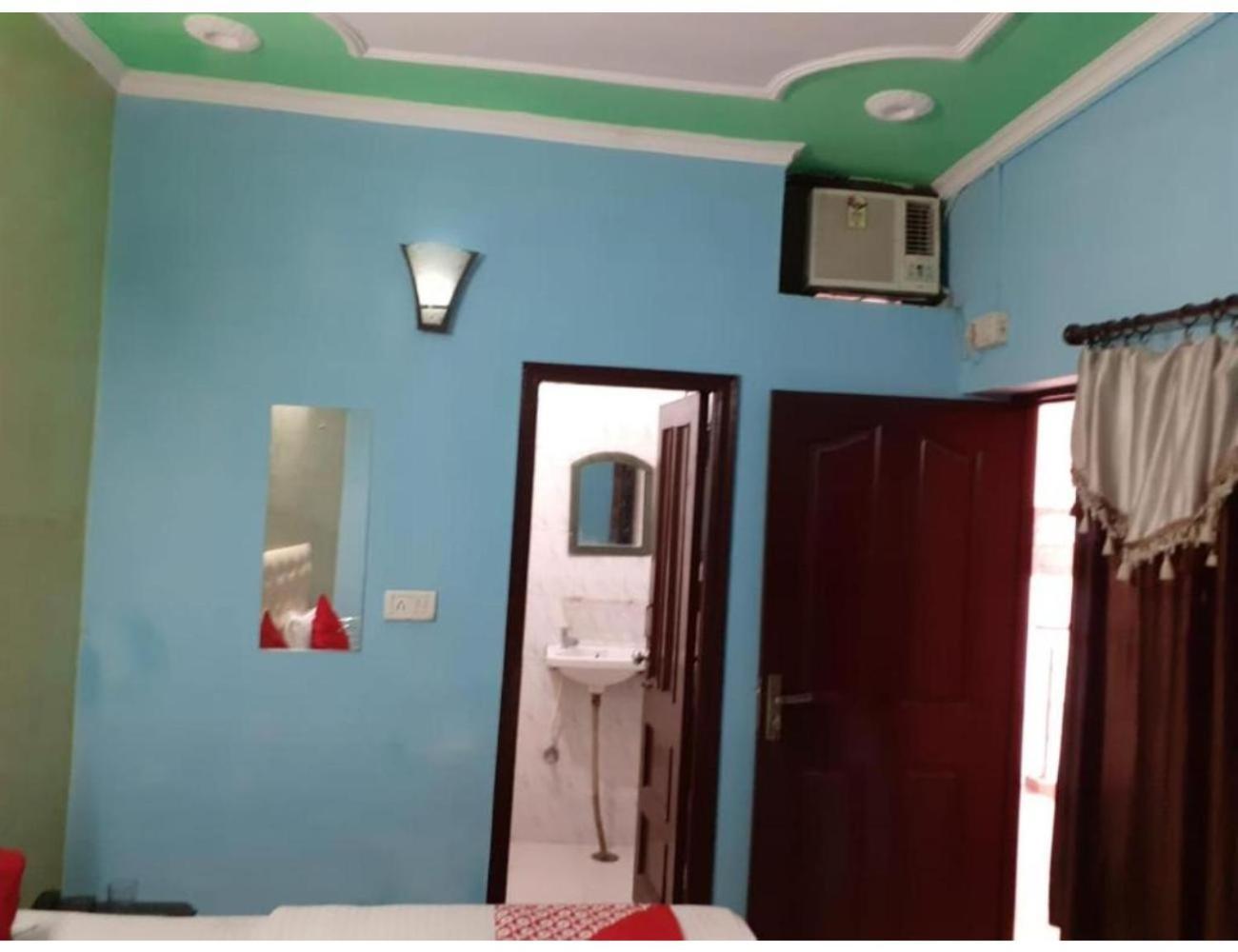 Hotel City Lodge , Chandīgarh エクステリア 写真